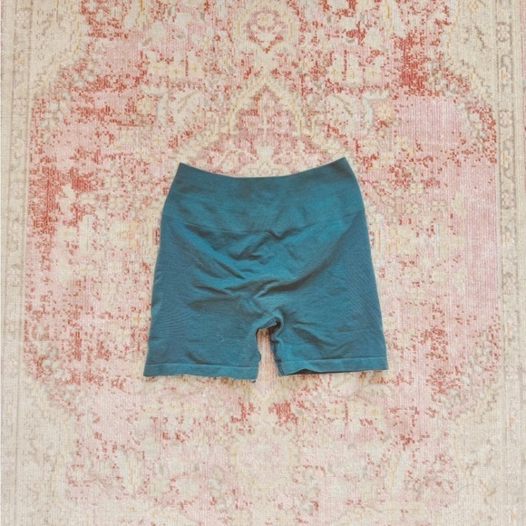 Alphalete Pants - Alphalete, Woman’s Amplify Shorts